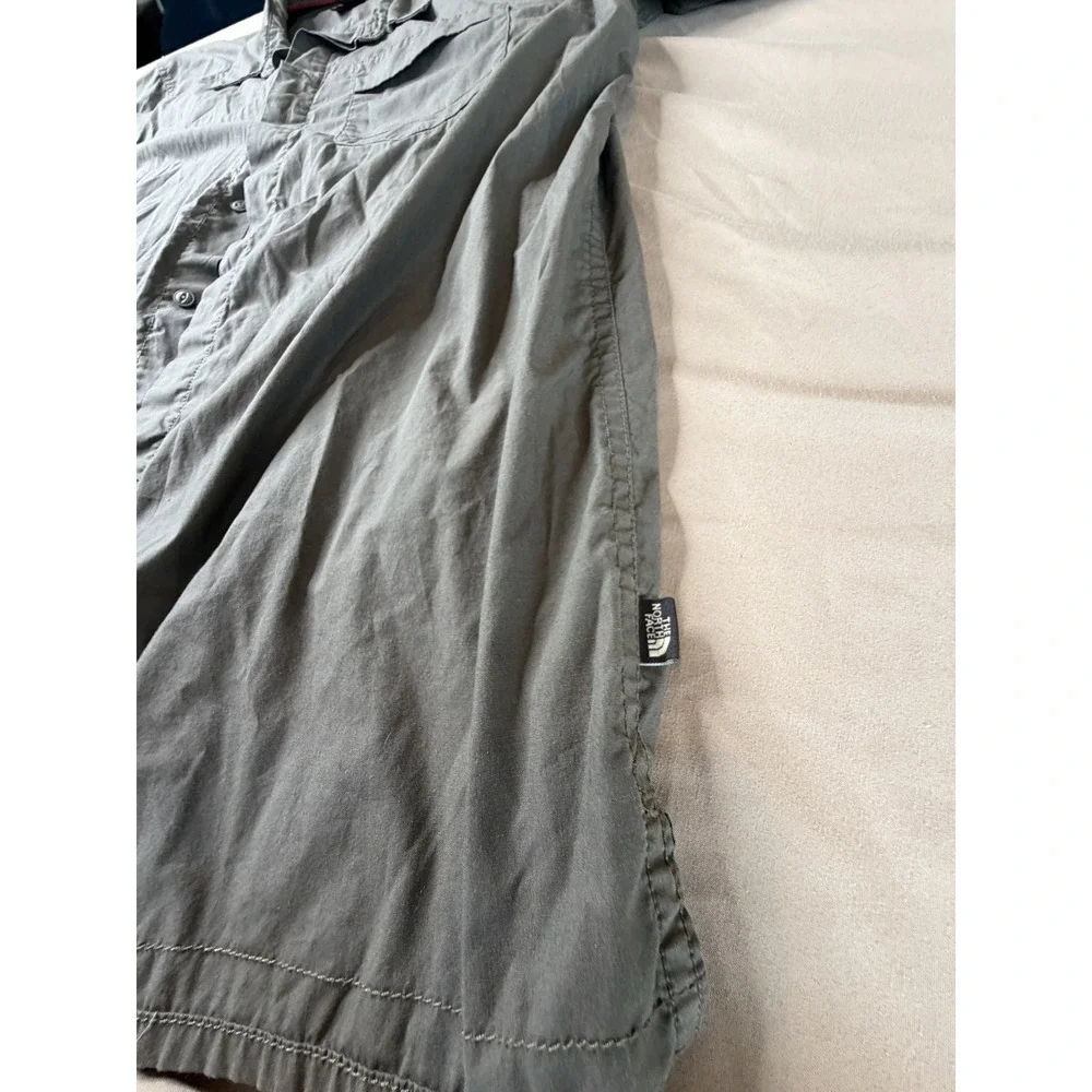 The North Face Men's Short Sleeve Tech Tee XL Tan